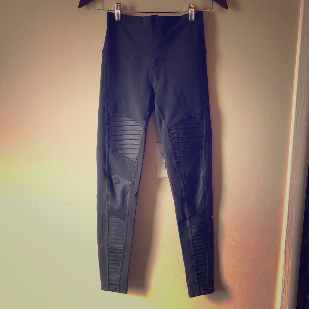 Alo Yoga High-Waisted Moto Leggings